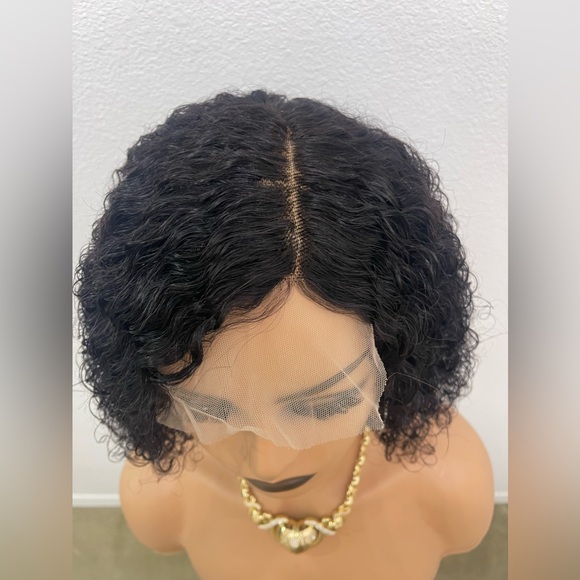 10” Wavy Bob Wig Human Hair, 200% Density Side Part, Glueless Lace Front (6”x4”) - Picture 6 of 15